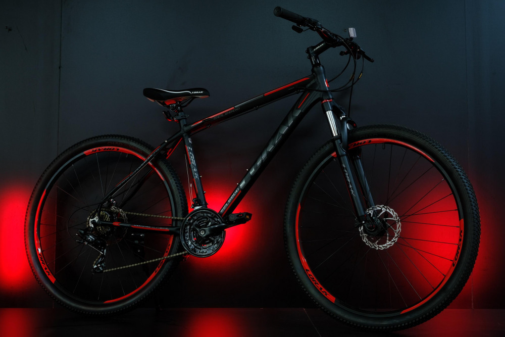 Lorak Sel 8800 Матовый Чёрный/Красный 21р (на рост 183-190)