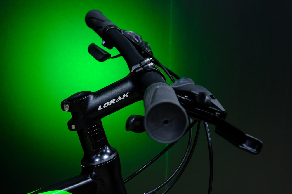 Lorak 2.0 Матовый Чёрный/Зелёный рама 19 (на рост 171-182) (27.5)