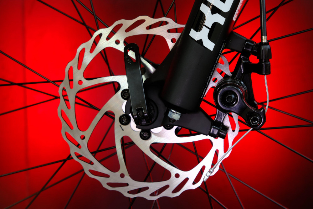 LORAK 2.0 8 sp Матовый Чёрный/Красный 17р (на рост 155-173)